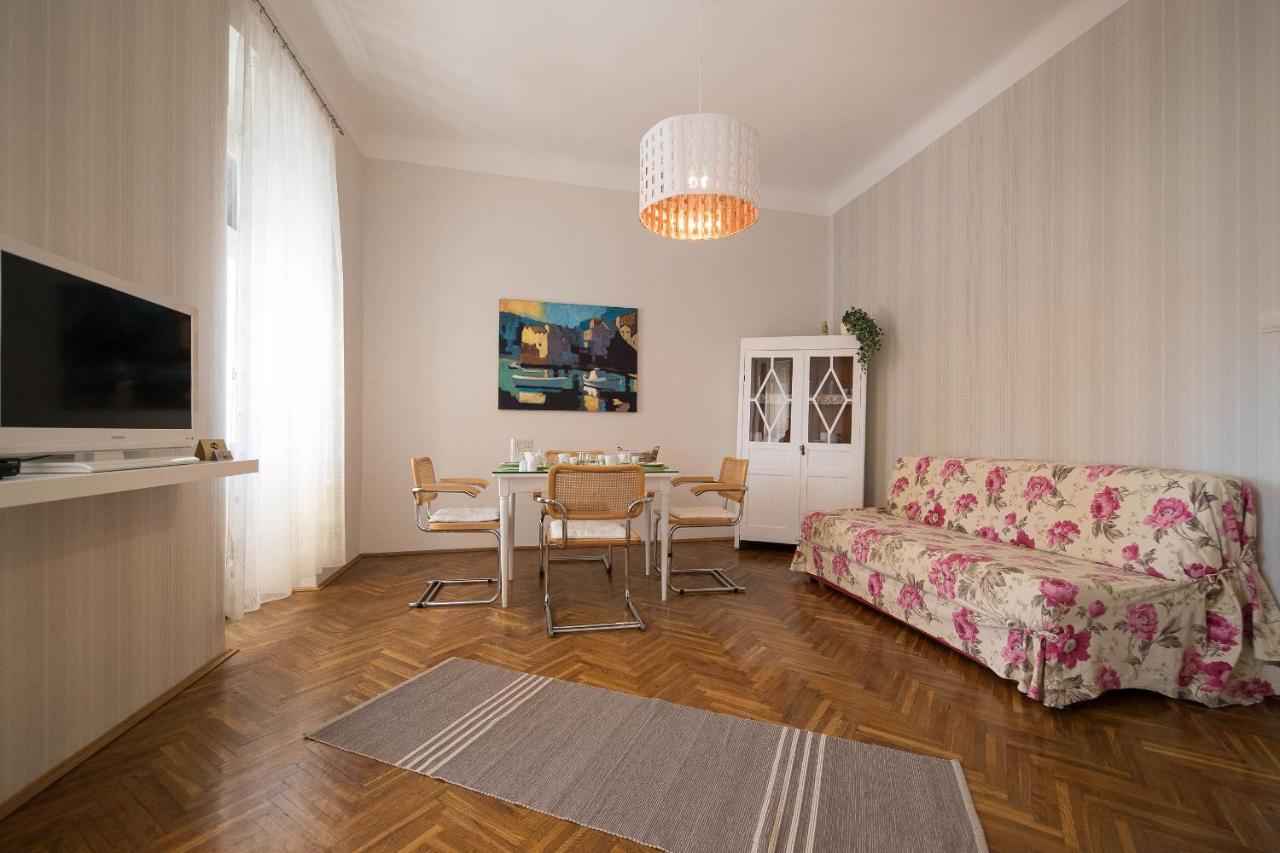 Apartmani Marion Crikvenica Extérieur photo